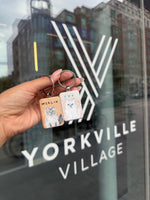Load image into Gallery viewer, YORKVILLE VILLAGE PET PORTRAIT KEYCHAIN
