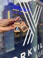Load image into Gallery viewer, YORKVILLE VILLAGE PET PORTRAIT KEYCHAIN
